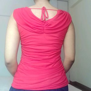 RED FITTED TOP