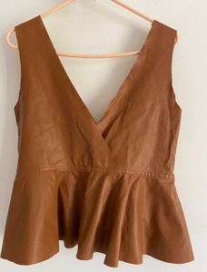 Brown Leather Top 🤎