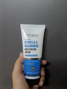 Dr. Sheth&#39;s Centella &amp; Niacinamide Moisturizer