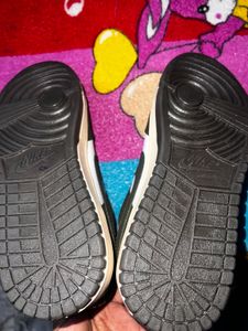 Nike Court Vision Low Sneakers