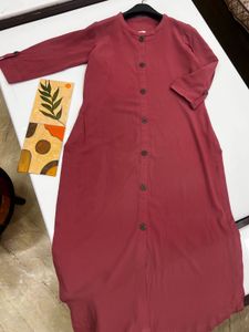 Elegant Button-Down kurti.