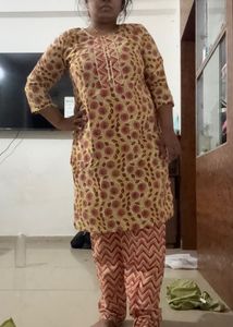 2  Kurta Sets only 600 rs