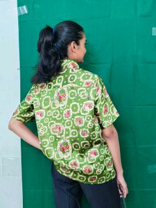 Green Patterned Short Sleeve Shirt