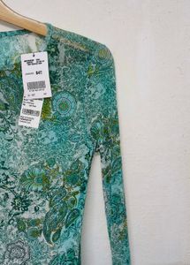 Trendy New Paisley Print Mesh Top