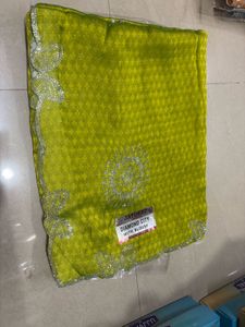 Elegant Green Saree For women’s and girls