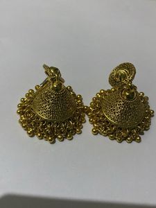 Earring