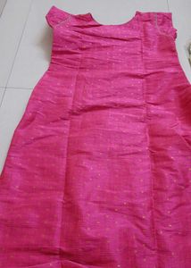 Like New Rose Pink Embroidered kurta &amp; leggings XL