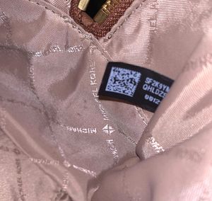 Michael Kors Vanilla &amp; Acorn Marilyn Logo Med Satc