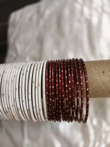 2 Metal Bangles Set