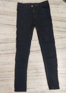 Black Color  Strechble Jeans For Woman ,size 28 ,L