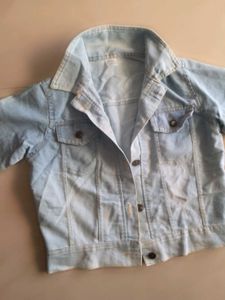 Light Blue Denim Jacket – Pre-owned