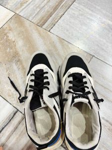 Stylish New Balance Sneakers