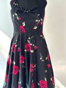 Retro Rose Print Swing Dress