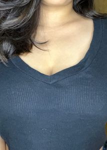 Sleeveless Black Crop Top