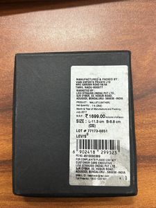 *100% Authentic* Levi’s Clipper Wallet