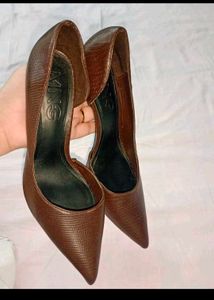 Mango Heels