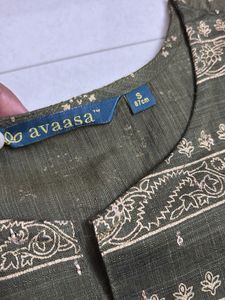 Elegant Embroidered Kurta