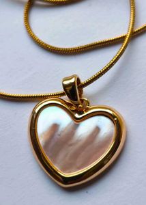 White shell heart Anti Tarnish Gold necklace