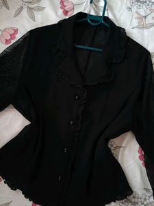 Clearance Sale!!! 🖤 Black Ruffle Top 🖤