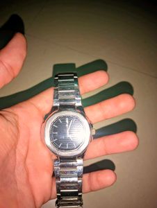 Stylish Silver Wrist Watch