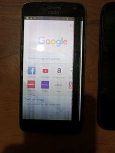 2 Mobiles Moto G5 Plus and E4 Play