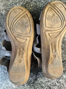 Women sandals