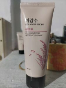 Rice Water Bright Foaming Cleanser