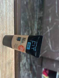 Maybelline Fit Me Foundation - Shade 220