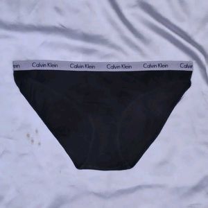 Calvin Klein Bra Panty Set