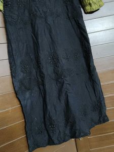 Women Black Cotton Printed Kurti