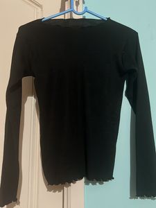 New Longsleeves Black Top