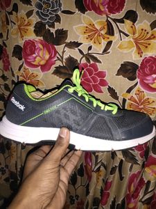 Reebok Shoes For Men (Uk 7)