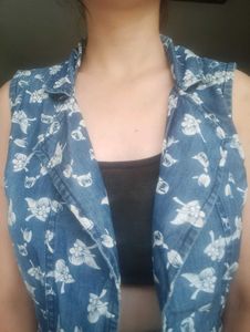 Sliveless Jacket