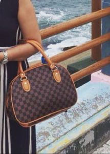 Smart Handbag 👜