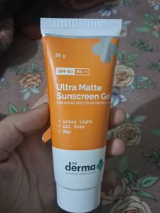 The Derma Co Sunscreen Spf 60 Pa++++
