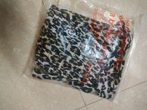 Women Stylish Sleevless Crop Tee