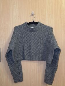 H&M Crop Grey Sweater