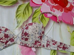 (1081)Floral Print Bra