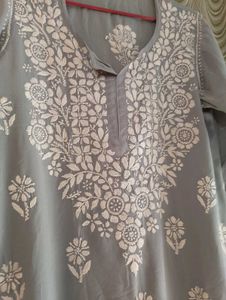 Grey Chikankari Short Kurti ❤️🎀
