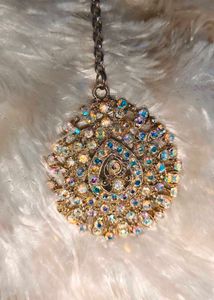 Sparkling Maangtika