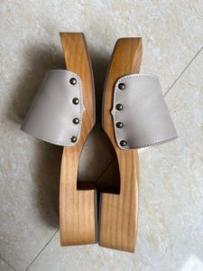 Nautica Beige Heels