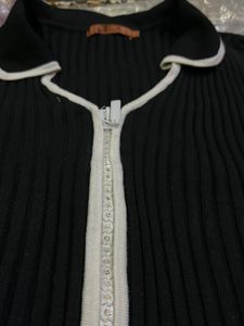 Black Top With Diamond Chain
