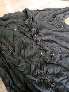Black Embroidered Kurti with Bead Detailing