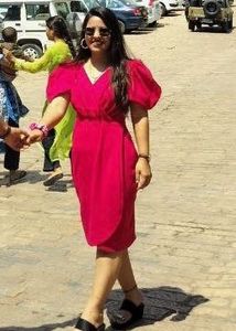 Chic Pink Puff Sleeve Dress