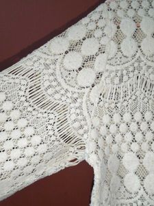 Doesn&#39;t Fit Me Anymore. Fully Lace(Crop)