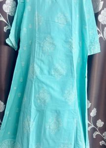 Avaasa Embroidered Kurta