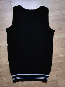 Retro Nordic Vest
