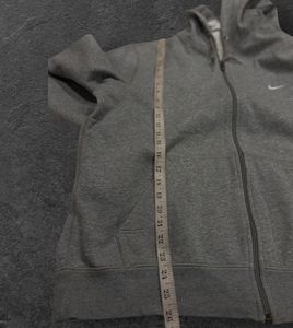 Classic Nike Gray Full-Zip Hoodie