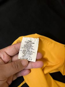KOOKAI Yellow Crop Top