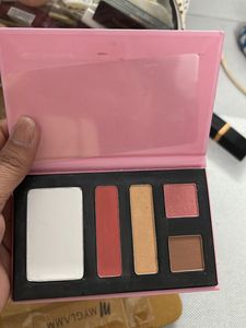 Myglamm Face Kit